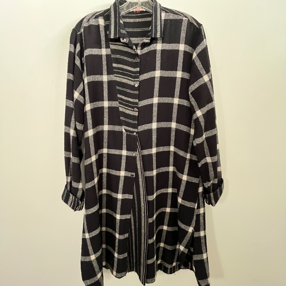Pero wool oversized button up tunic size 44
